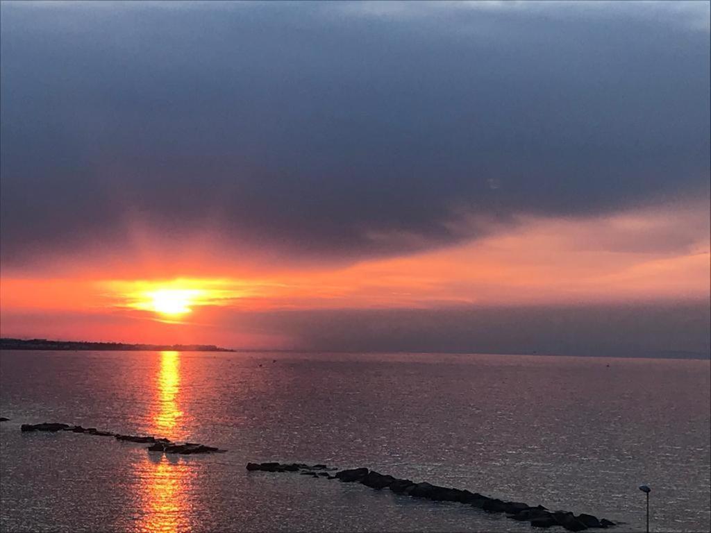 Апартаменты La Mia Terrazza Sul Mare - Mared'Amare Бари Экстерьер фото