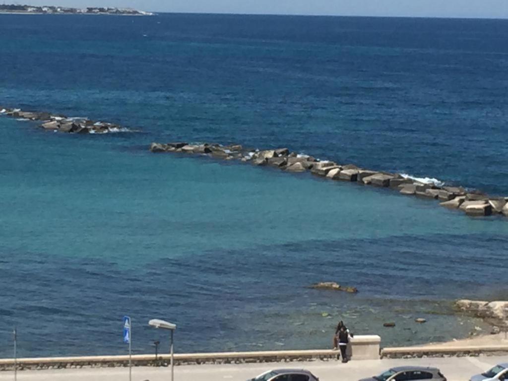 Апартаменты La Mia Terrazza Sul Mare - Mared'Amare Бари Экстерьер фото