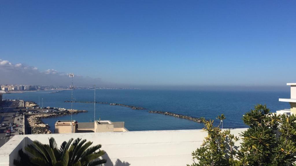Апартаменты La Mia Terrazza Sul Mare - Mared'Amare Бари Экстерьер фото