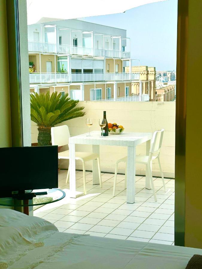 Апартаменты La Mia Terrazza Sul Mare - Mared'Amare Бари Экстерьер фото
