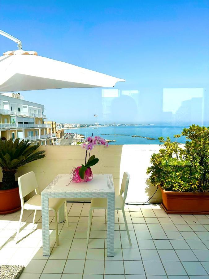 Апартаменты La Mia Terrazza Sul Mare - Mared'Amare Бари Экстерьер фото